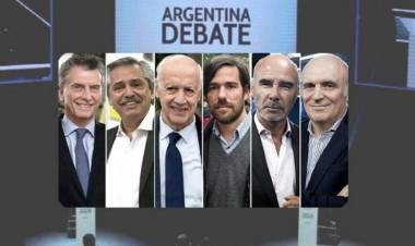 UN DEBATE AL DIVINO BOTÓN