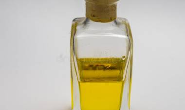 MEDIO VACÍA O MEDIO LLENA