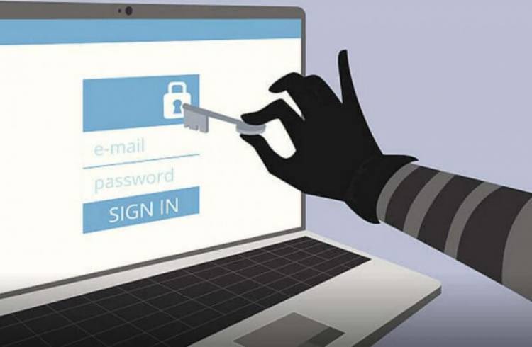 Representantes de Facebook y Whatsapp exponen las nuevas políticas de la compañía para la conservación de la privacidad de los usuarios.